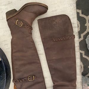 Lucky brand flat boots